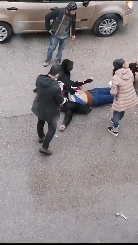 Husumetlisini ile bir kadını vurduktan sonra kaçan firari aynı silahla canına kıydı