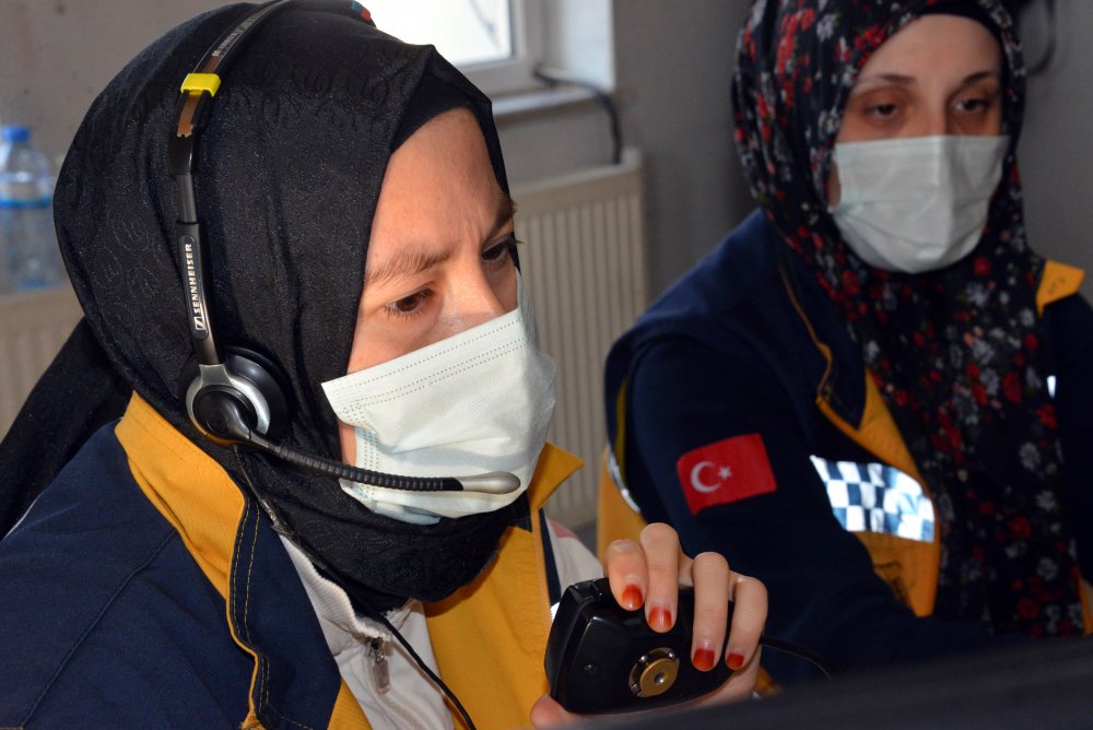 KAHRAMANMARAŞ 112 Acil Çağrı Merkezi'ne 2020 yılında yapılan çağrıların 510 bini asılsız çıktı: İneği için ambulans, halısını yıkatmak için itfaiye