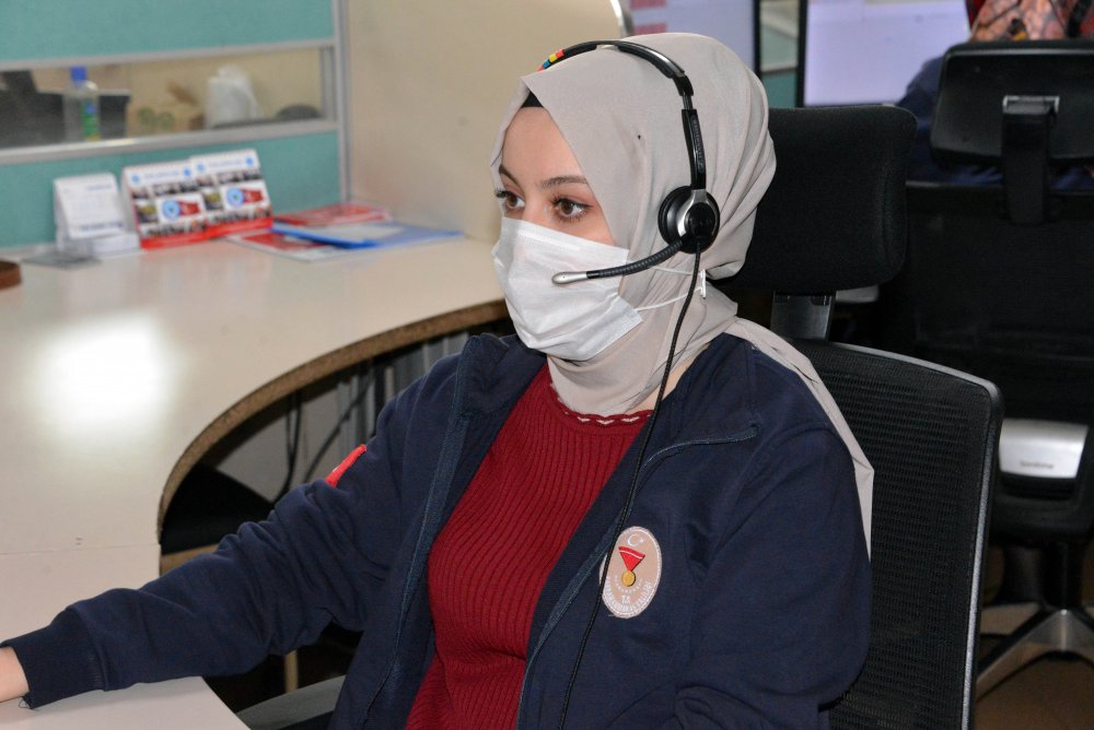 KAHRAMANMARAŞ 112 Acil Çağrı Merkezi'ne 2020 yılında yapılan çağrıların 510 bini asılsız çıktı: İneği için ambulans, halısını yıkatmak için itfaiye