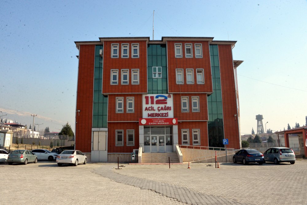 KAHRAMANMARAŞ 112 Acil Çağrı Merkezi'ne 2020 yılında yapılan çağrıların 510 bini asılsız çıktı: İneği için ambulans, halısını yıkatmak için itfaiye