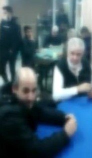 Kısıtlamaya rağmen kahvehanede oyun oynayan 24 kişiye 83 bin lira ceza