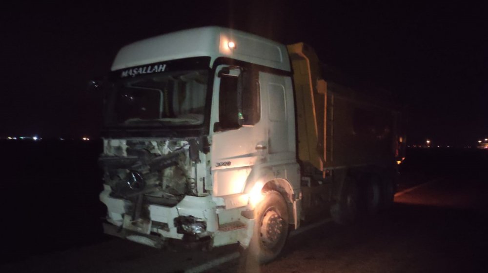 Şanlıurfa’da kamyon ile otomobil çarpıştı:4 kişi hayatını kaybetti