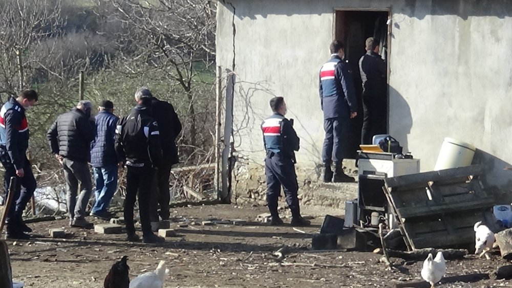 Silivri'de yalnız yaşayan yaşlı adam evinde ölü bulundu