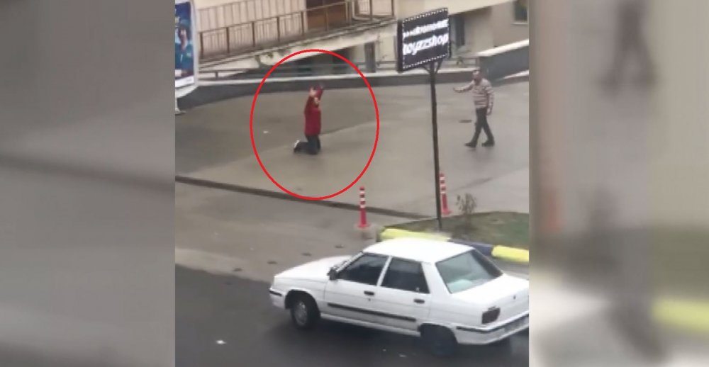 Tartıştığı arkadaşını sokak ortasında hayatına son verdi