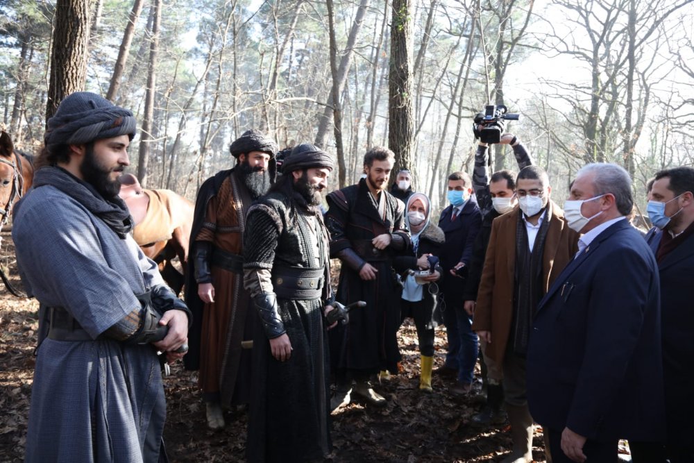 TBMM Başkanı Şentop, 'Uyanış: Büyük Selçuklu' setini ziyaret etti