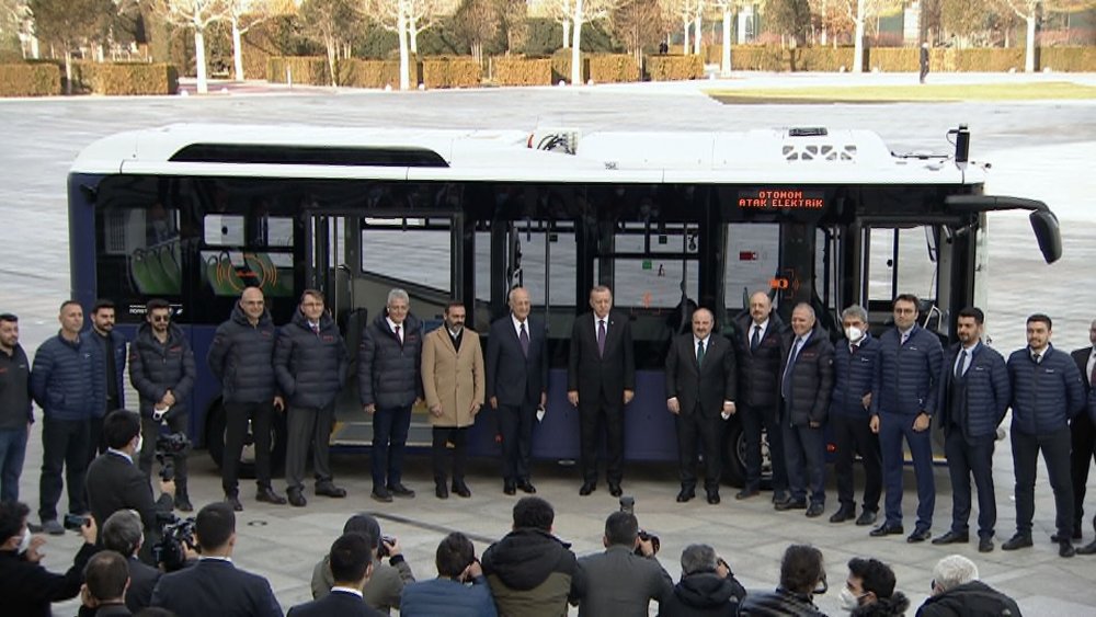 Elektrikli ve sürücüsüz otobüs 'Atak Electric' tanıtıldı