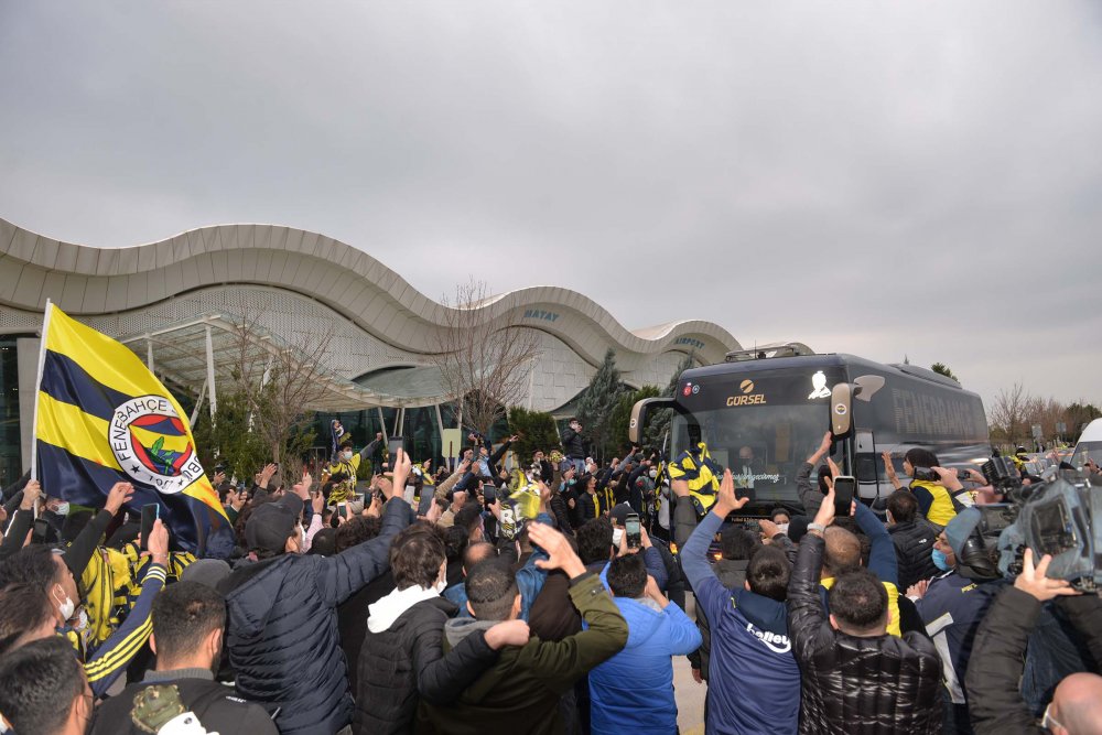 Fenerbahçe kafilesi, Hatay'da