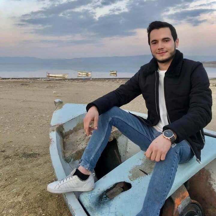 Manisa'da otomobilde başlarından vurulan 4 genç hayatını kaybetti