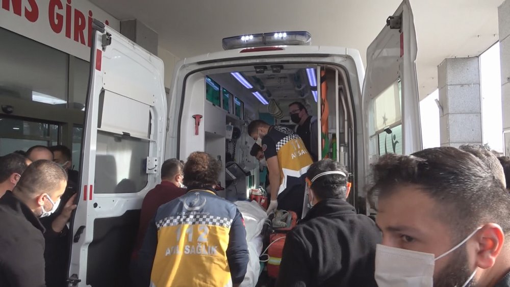 Aranvutköy'de derede oyun oynarken akıntıya kapılan çocuk kurtarıldı