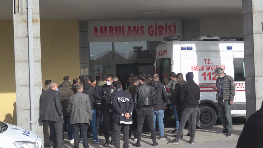 Aranvutköy'de derede oyun oynarken akıntıya kapılan çocuk kurtarıldı