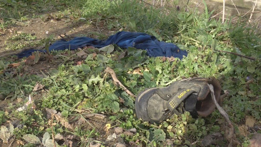 Aranvutköy'de derede oyun oynarken akıntıya kapılan çocuk kurtarıldı