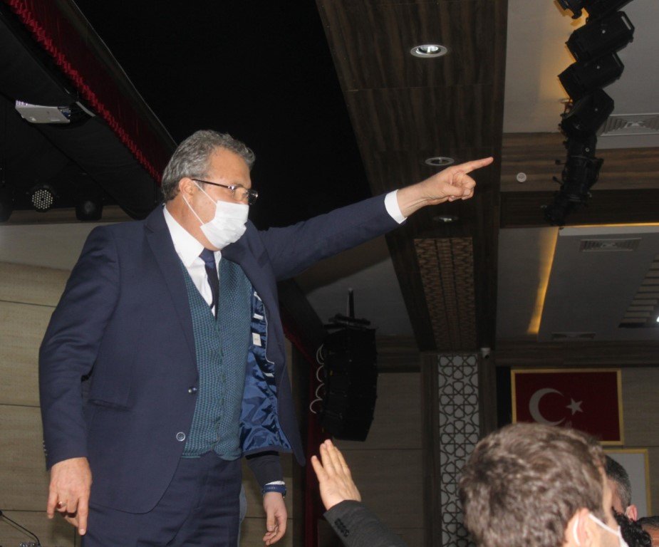 Belediye Meclisinde 'Boğaziçi' gerginliği