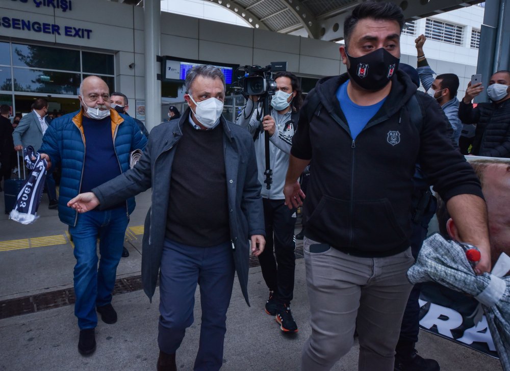 Beşiktaş'a Antalya'da coşkulu karşılama