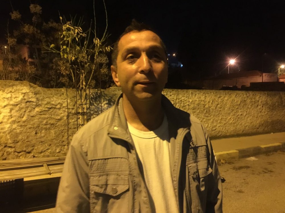 2 katlı tarihi binanın çatısı çöktü