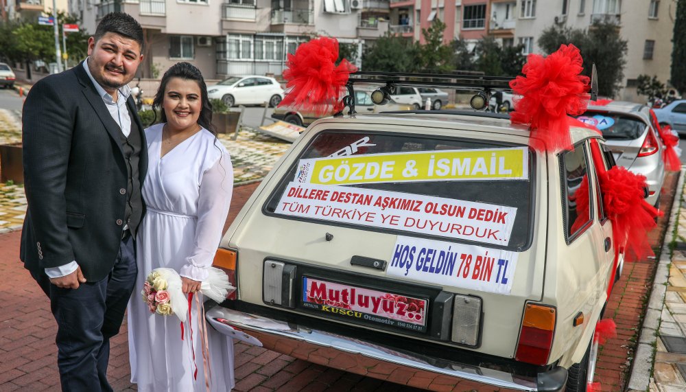 78 bin TL ceza yedi; gelin arabasına 'Türkiye'ye aşkımızı duyurduk' yazdı