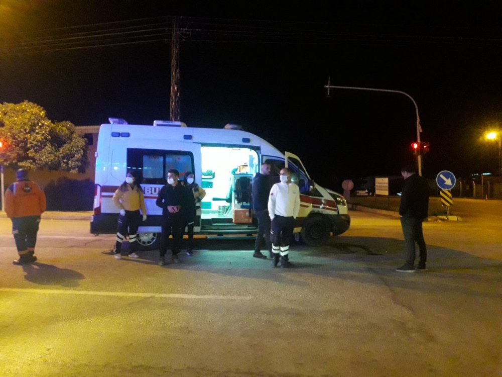 Ambulans ile çarpışan otomobil sürücüsü alkollü çıktı