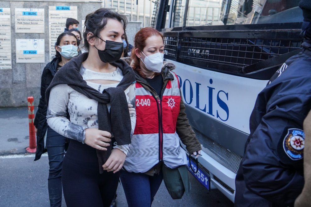 Boğaziçi Üniversitesi'ndeki olaylar; Gözaltına alınan 51 kişi adliyeye sevk edildi