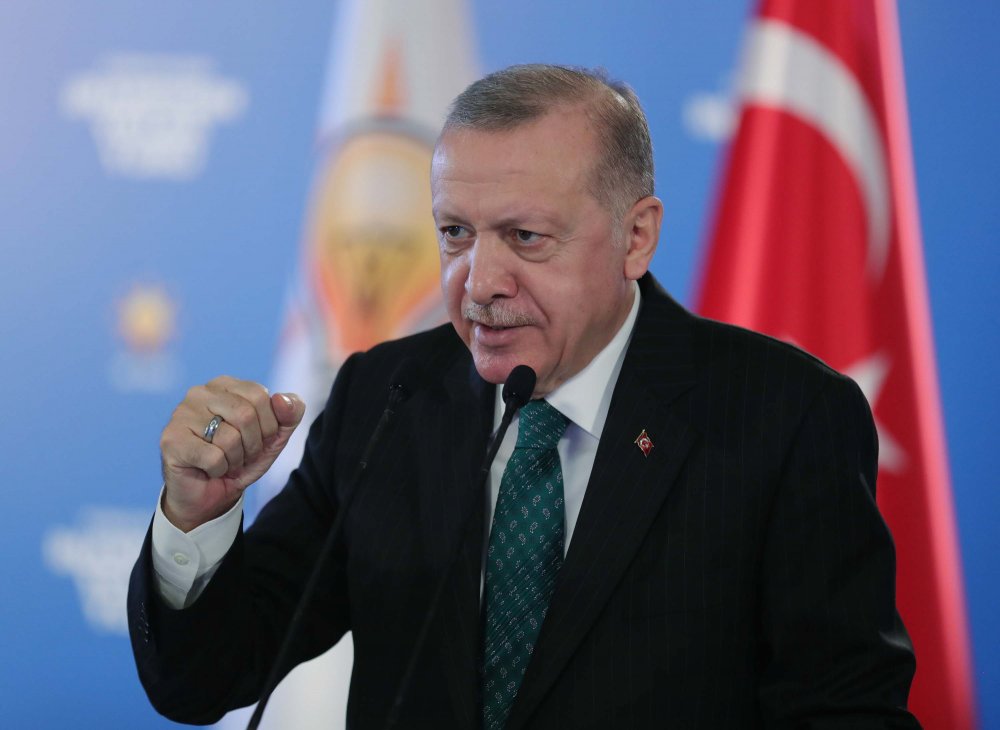 Erdoğan'dan öğrencilere; 'TERÖRİST MİSİNİZ?' sorusu