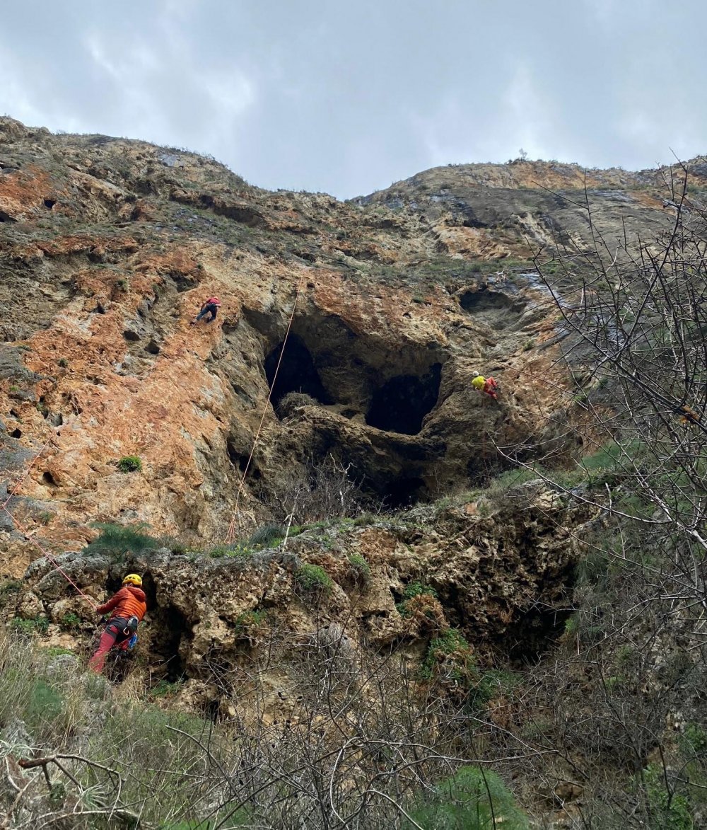 Milli sporcu Özbay için tırmandılar