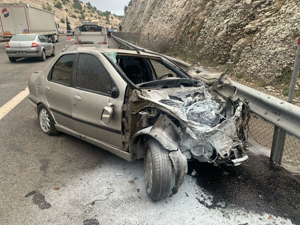 Otoyoldaki trafik kazasında 1 kişi öldü, 7 kişi yaralandı