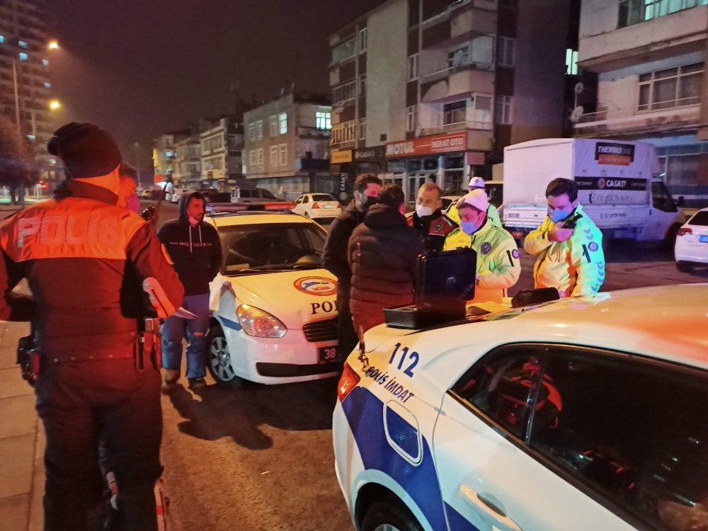 Polisten kaçan alkollü sürücü ile arkadaşına ceza uygulandı