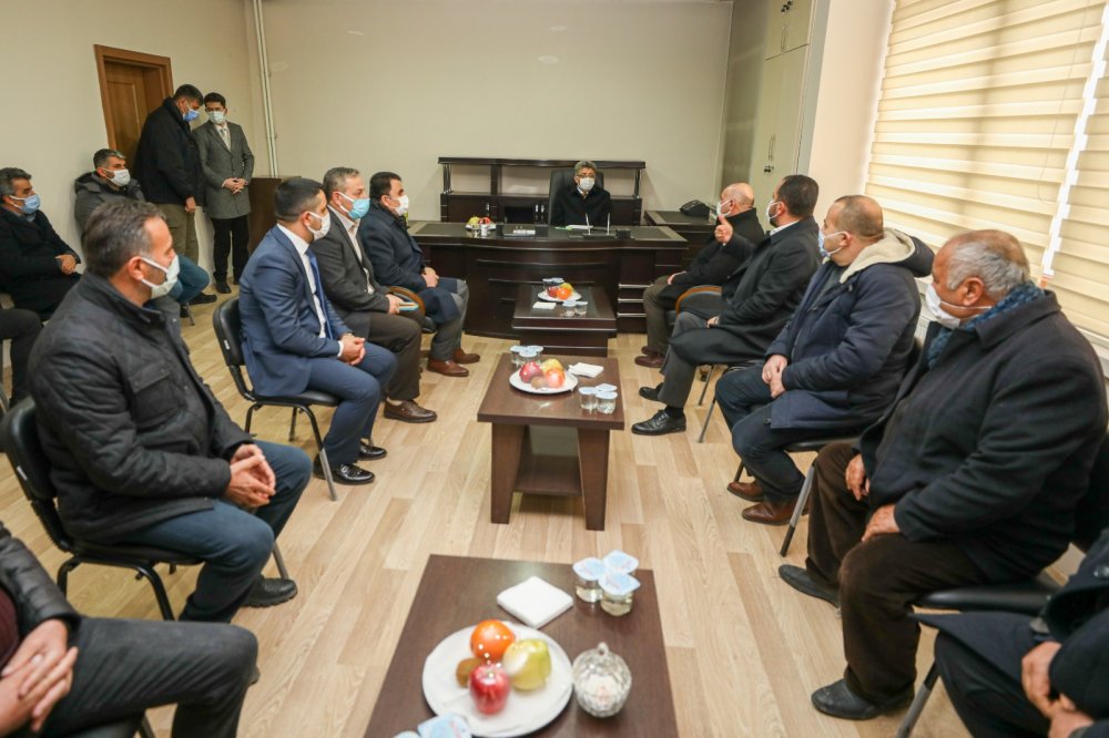 Van Valisi Bilmez'den sebze ve meyve komisyoncularına fırsatçılık uyarısı