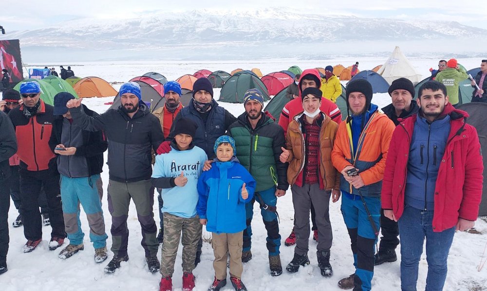 Ağrı Dağı 6 yıl sonra tırmanışa açıldı