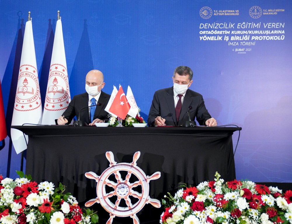 Bakan Selçuk: Öğretmenlerin aşısı ile ilgili planlamalar devam ediyor