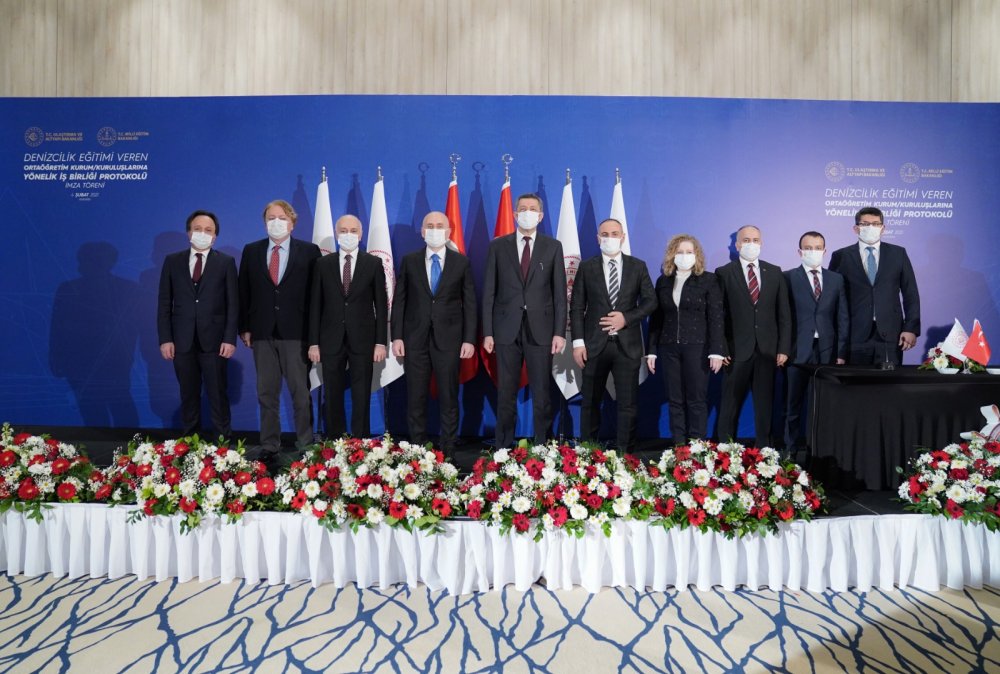 Bakan Selçuk: Öğretmenlerin aşısı ile ilgili planlamalar devam ediyor