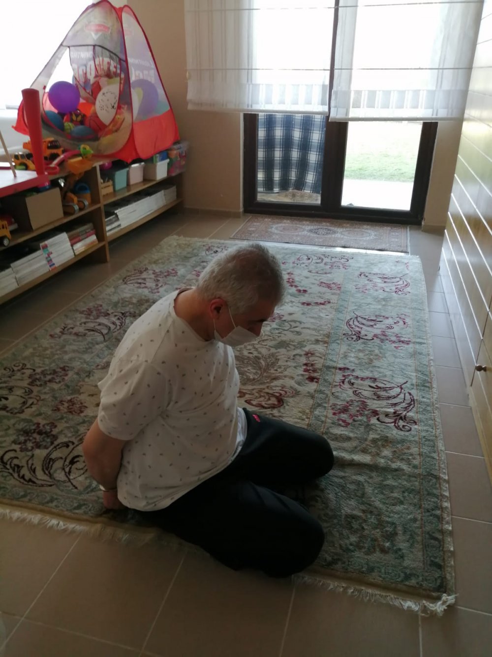 FETÖ'den aranan dernek başkanı ile eşi, gaygubet evinde yakalandı