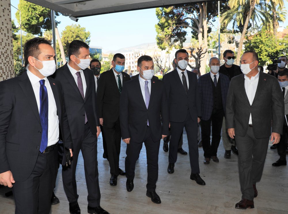 Çavuşoğlu'ndan Boğaziçi açıklaması