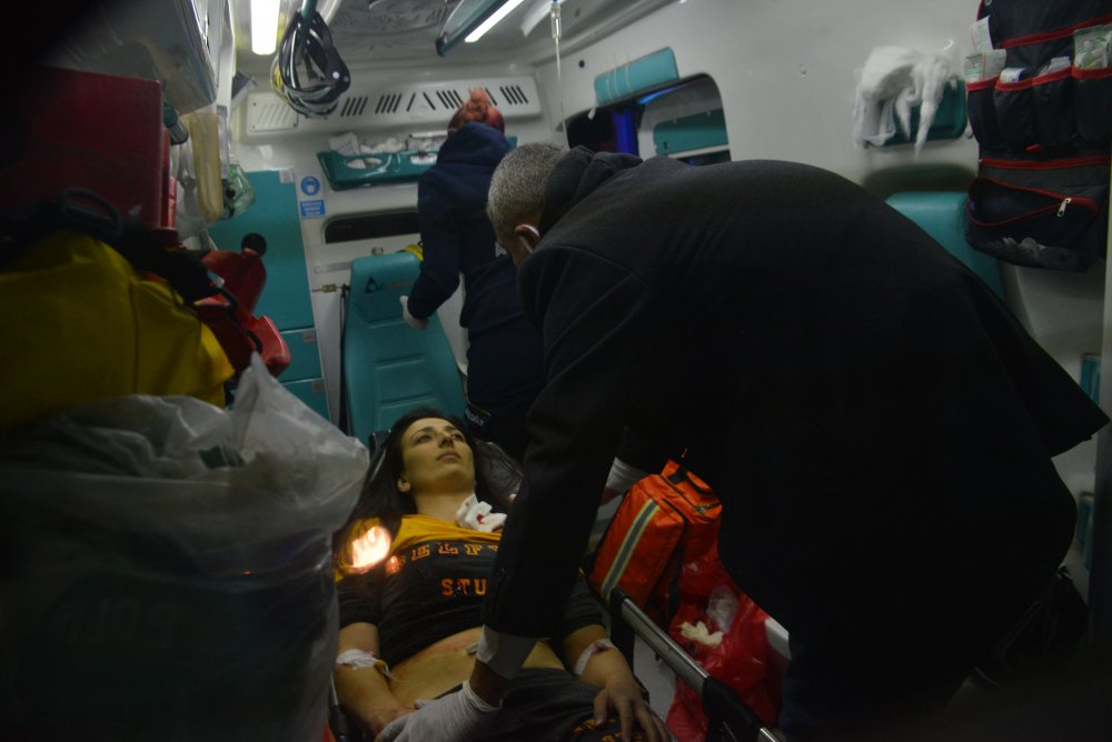 Eşini, kayınbabası ve kayınbiraderini yaraladıktan sonra intihar etti