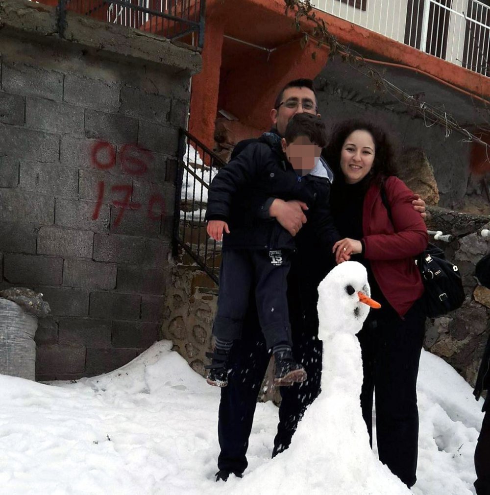 Eşinin ilişkisi nedeniyle canından oldu yakınları cansız bedeninin  atıldığı söylenen yerde dua ediyor