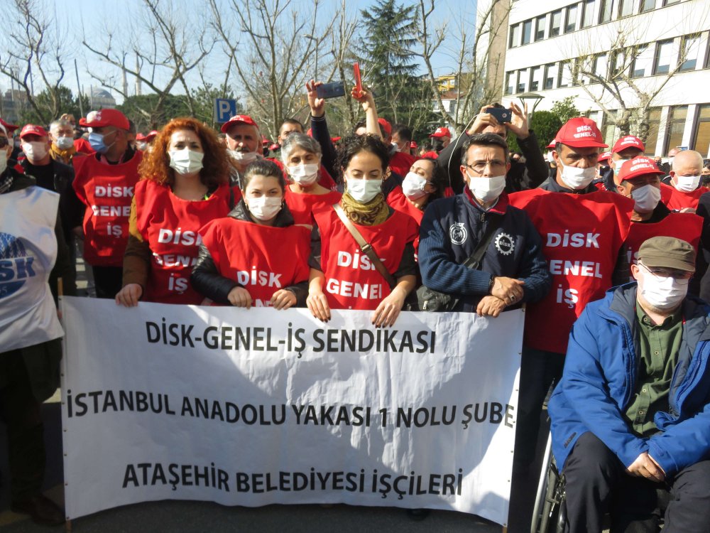 Kadıköy Belediyesi'ne grev kararı asıldı