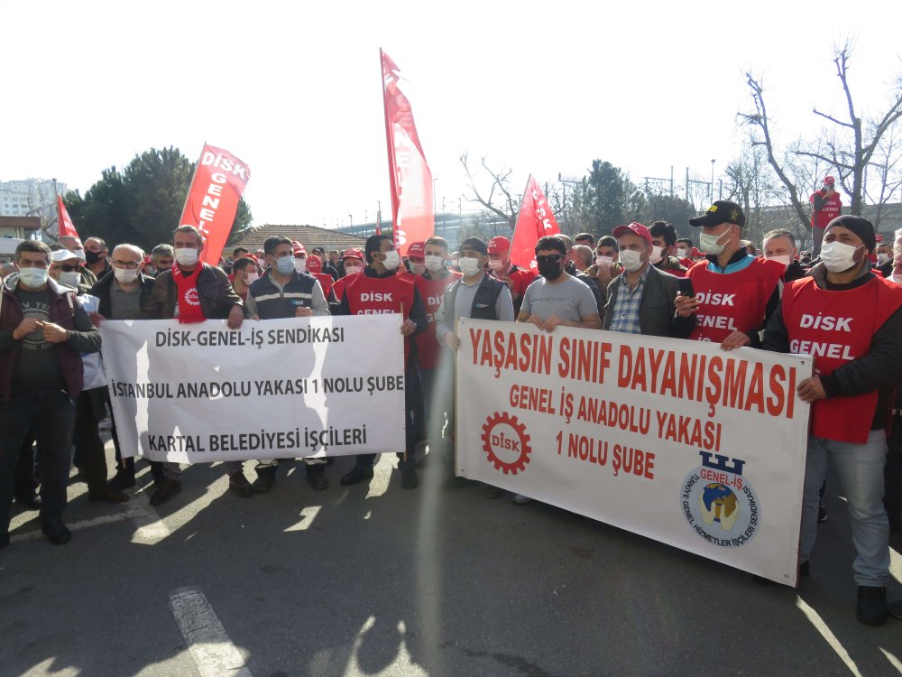 Kadıköy Belediyesi'ne grev kararı asıldı