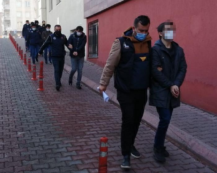 Kayseri'de FETÖ operasyonunda 7 şüpheli adliyeye sevk edildi