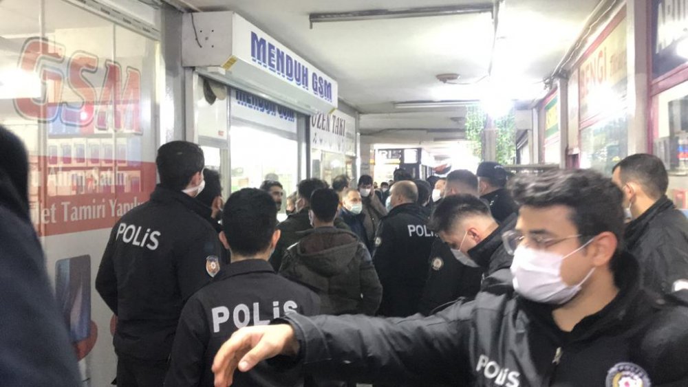 Şanlıurfa'da kaçak cep telefonu operasyonu: 10 gözaltı