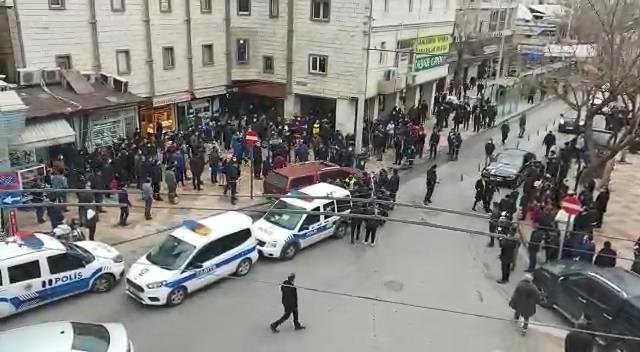 Şanlıurfa'da kaçak cep telefonu operasyonu: 10 gözaltı