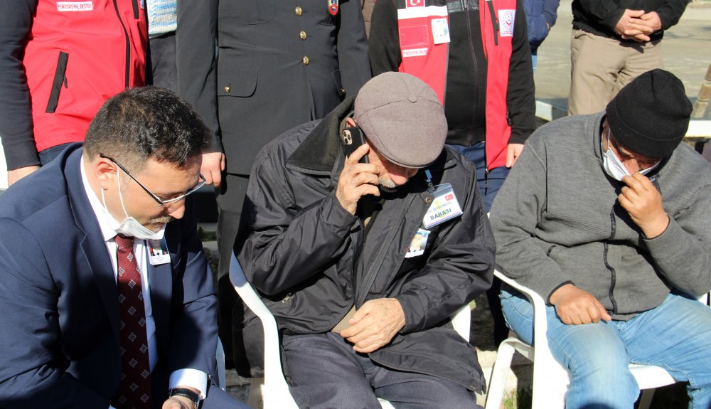Şehit Jandarma Astsubay Kıdemli Başçavuş Demirel, memleketi Dazkırı'da toprağa verildi