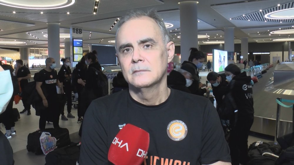 CEV Şampiyonlar Ligi'nde çeyrek finale kalan Eczacıbaşı VitrA yurda döndü