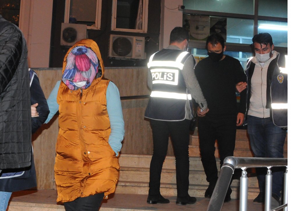 Çocuğuna şiddet uygulayıp nefessiz bırakan kadına sosyal medyada tepki