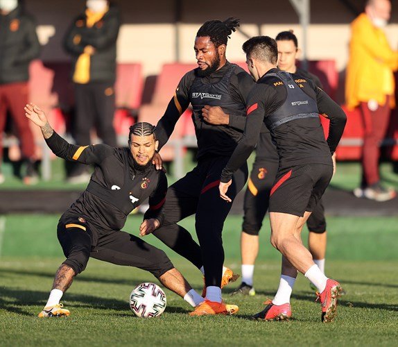 Galatasaray, Fenerbahçe hazırlıklarını tamamladı