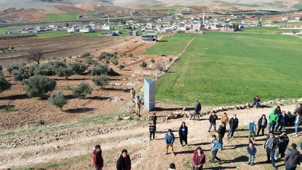 Jandarmanın Göbeklitepe’deki metal blok nöbeti