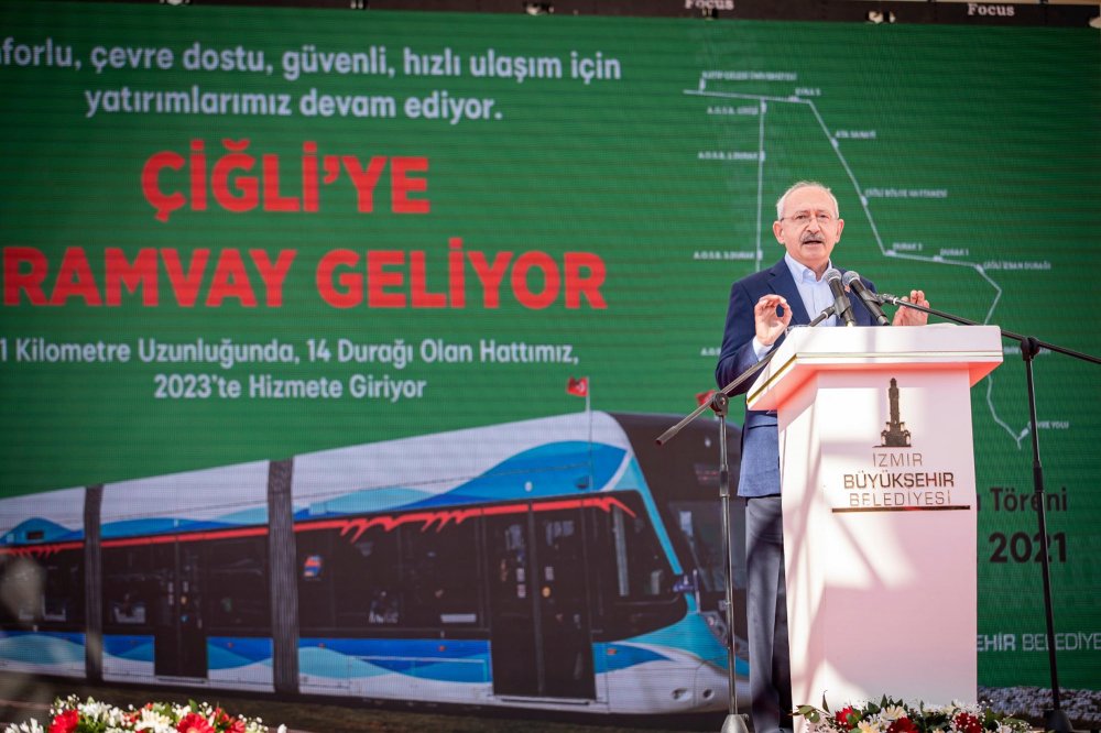 Kılıçdaroğlu, Çiğli Tramvayı Hattı'nın temelini attı