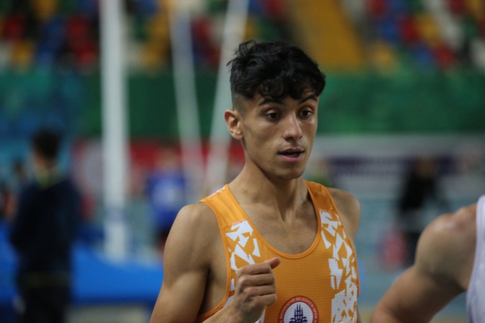 Milli atletler Berke Akçam ve Devrim Kazan'dan yeni Türkiye rekoru