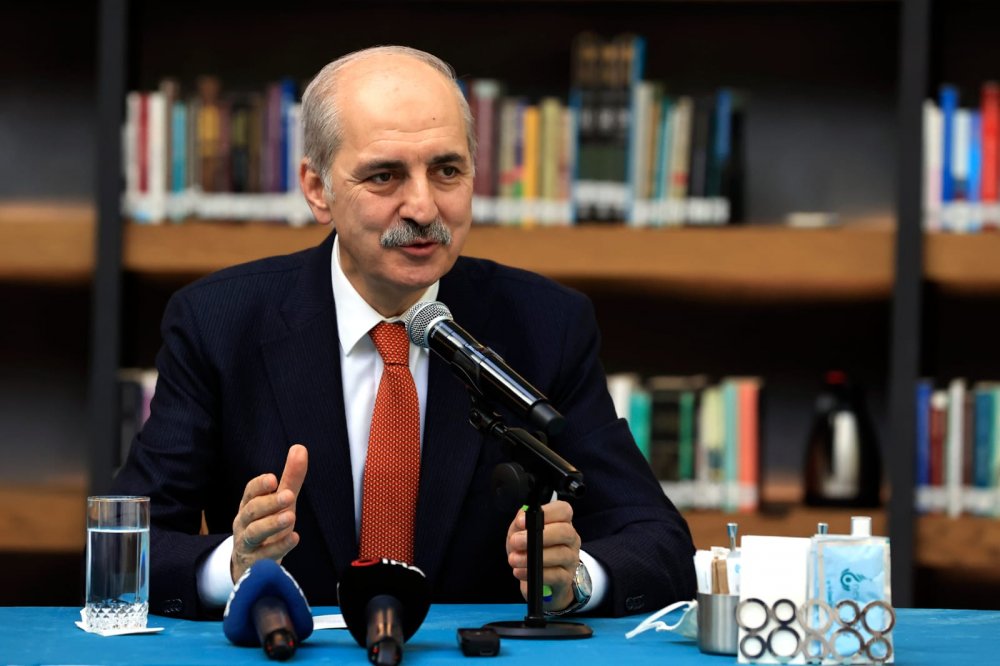 Numan Kurtulmuş: Anayasa tek başına Ak Parti'nin yapacağı bir şey değildir