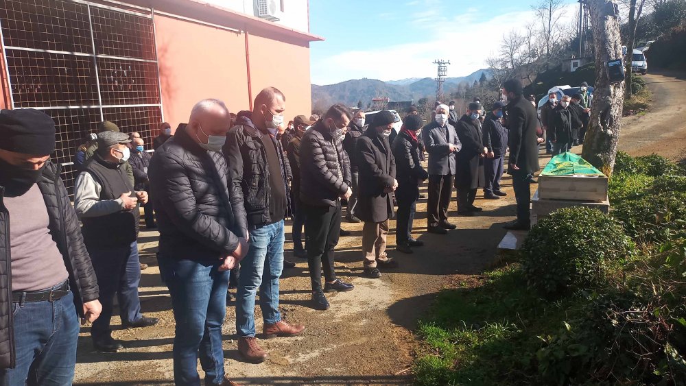 Tartıştığı yeğeninin hayatına son verip gömmüş