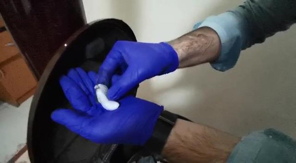 Uyuşturucu maddeyi sobaya saklayan 3 şüpheli yakalandı