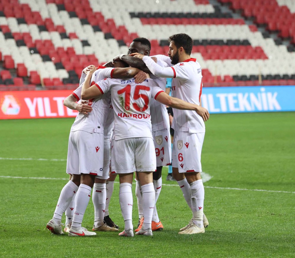 Yılport Samsunspor-Royal Hastanesi Bandırmaspor: 3-1