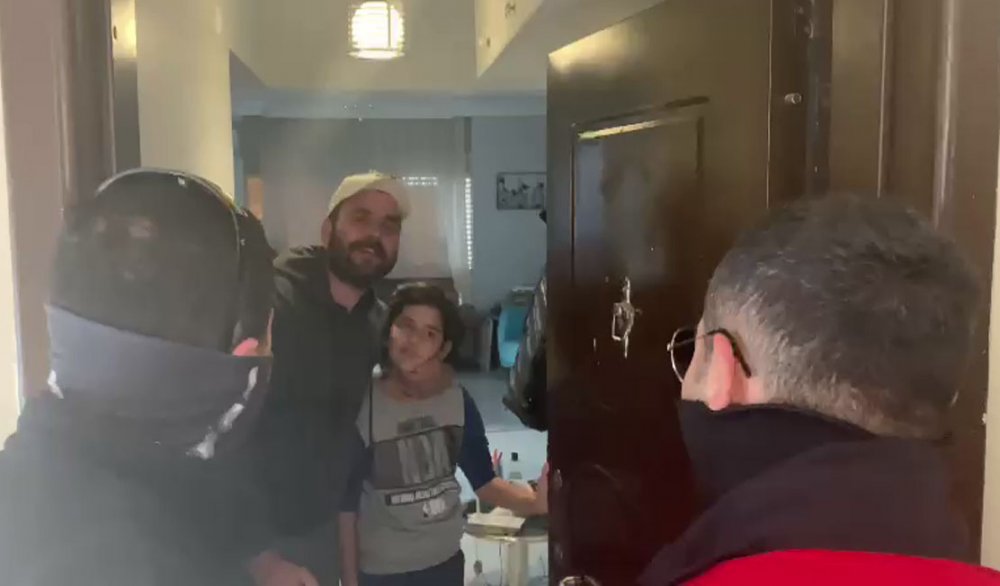 Yunus Timleri'nden motorize polis olmak isteyen çocuğa doğum günü sürprizi